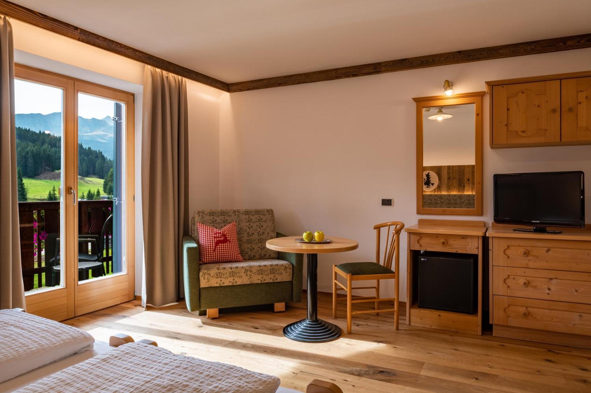 Saltria - Your Alpine Experience Seiser Alm Rum bild